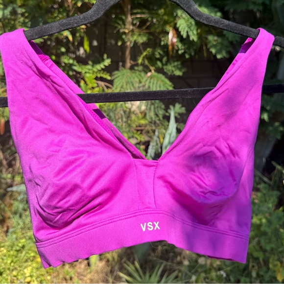 VSX Vibrant Magenta Sports Bra - Picture 1 of 3